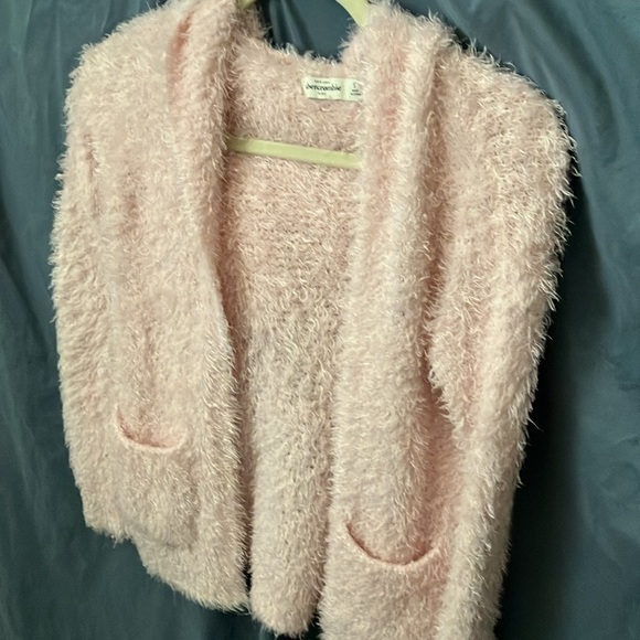Abercrombie Kids: Pink fuzzy Sweater with metallic thread-hoodie- Girls Small - Picture 8 of 16